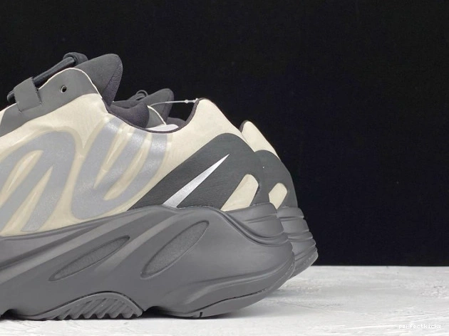 Boost FY3729 MNVN Yeezy Bone 700 Adidas 0801